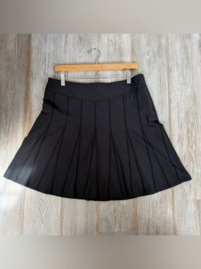 Athleta Black Pleated Athletic Skort Size 10